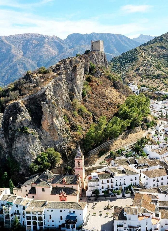 Plaza Principal Zahara - Magnifica Ubicacion Y Vistas Villa Zahara De La Sierra Luaran gambar